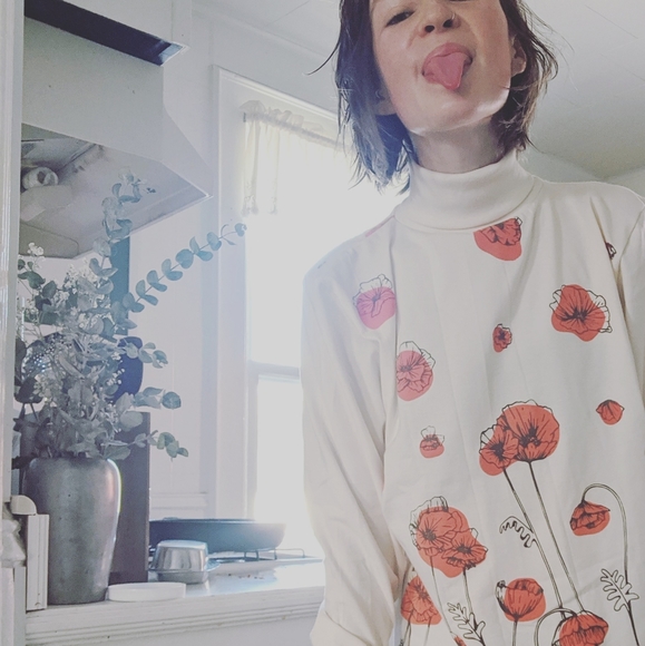 Meet your Posher, Sarah - Picture 2 of 4